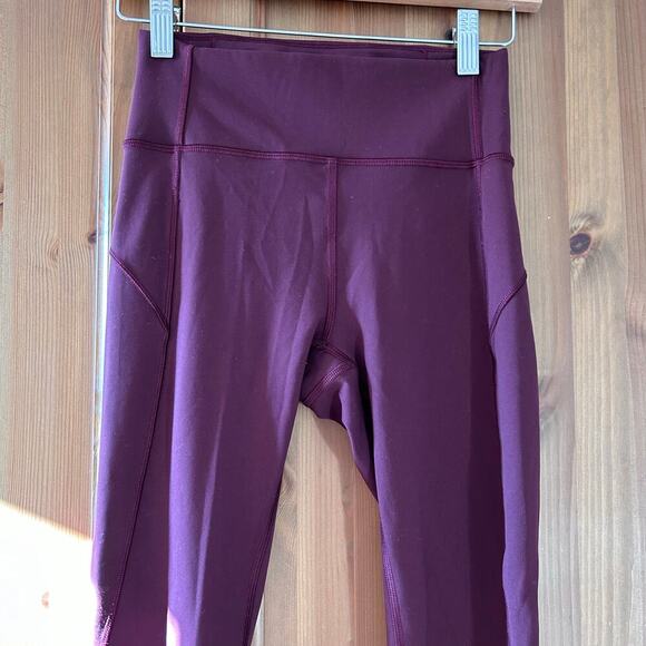 Lululemon In Movement 7/8 Tight Everlux Burgundy Athleisure Gym Workout Size 4 - Picture 7 of 11